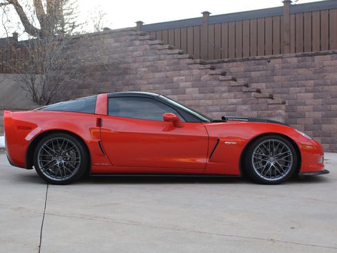 Used 2011 Chevrolet Corvette Z06 image 6