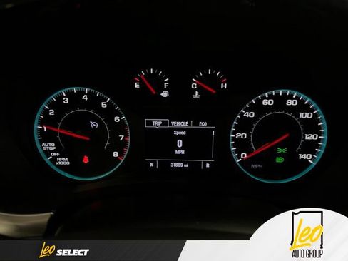 Used 2022 Chevrolet Traverse LT FWD image 12