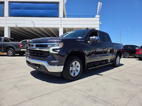 Certified 2023 Chevrolet Silverado 1500 LT AWD/4WD image 2