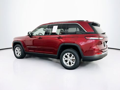 Used 2023 Jeep Grand Cherokee Limited AWD/4WD image 5