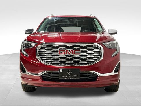 Used 2020 GMC Terrain Denali w/ GMC Pro Grade Package AWD/4WD image 2