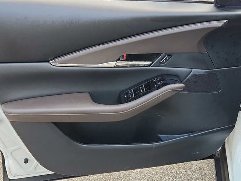 Used 2023 MAZDA CX-30 AWD 2.5 S w/ Premium Package image 12