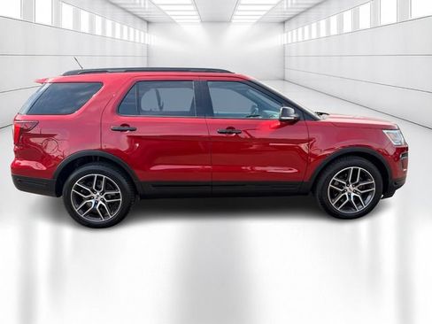 Used 2018 Ford Explorer Sport w/ Equipment Group 401A AWD/4WD image 4