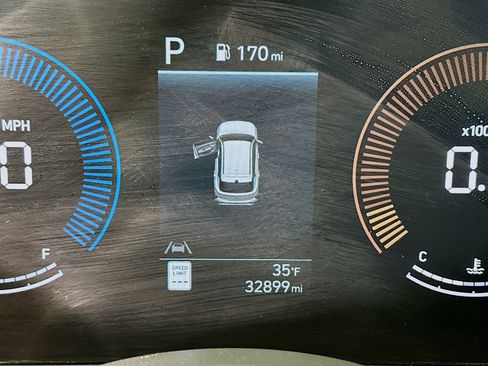 Used 2025 Hyundai Kona SEL image 19