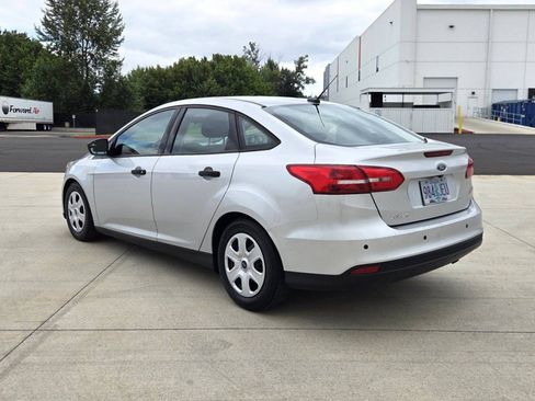 Used 2016 Ford Focus S FWD image 7