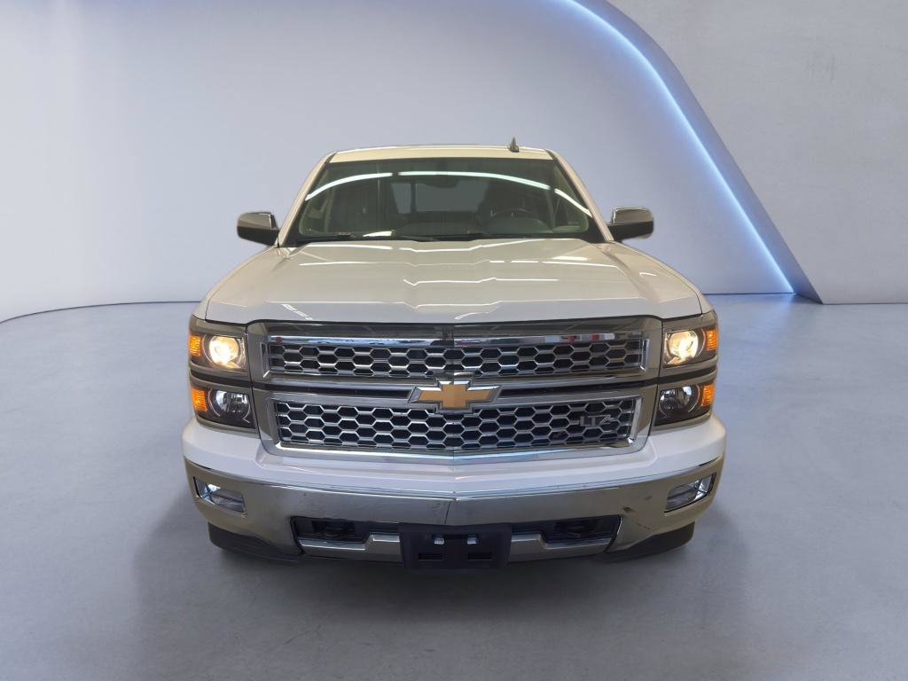 Used 2015 Chevrolet Silverado 1500 LTZ AWD/4WD image 2