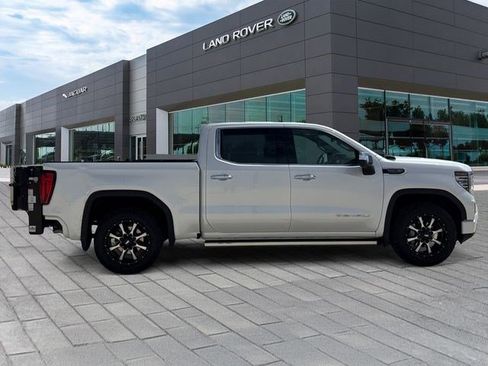 Used 2024 GMC Sierra 1500 Denali image 6