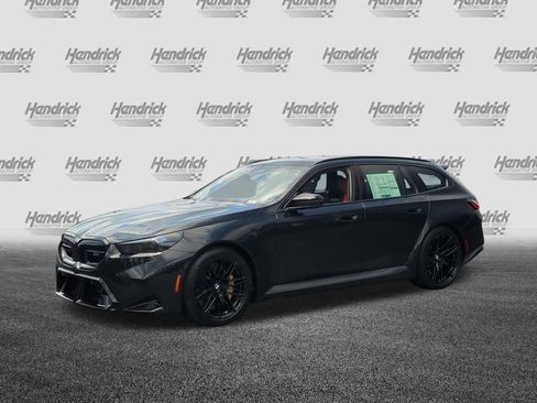 New 2027 BMW M5 Touring AWD/4WD image 5