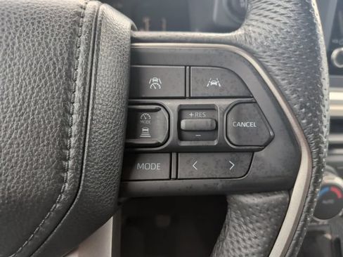 Used 2024 Toyota Tacoma SR5 AWD/4WD image 20