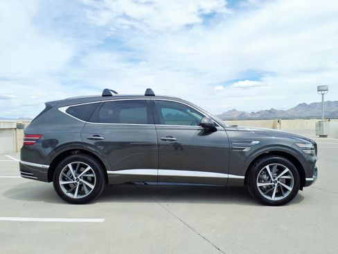 Certified 2026 Genesis GV80 3.5T Advanced AWD/4WD image 7