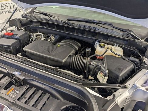 Certified 2025 GMC Sierra 1500 SLT image 35