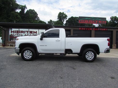 Used 2022 Chevrolet Silverado 3500 LT w/ Convenience Package AWD/4WD image 1