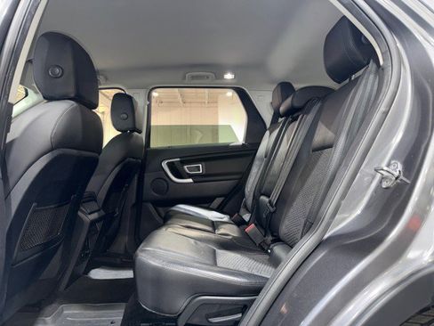 Used 2016 Land Rover Discovery Sport SE image 55
