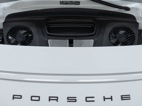 Certified 2018 Porsche 911 GT3 RWD image 13