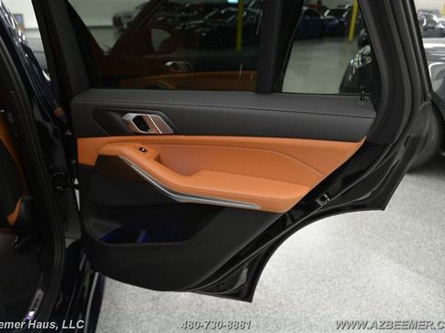 Used 2022 BMW X5 xDrive40i w/ M Sport Package image 40