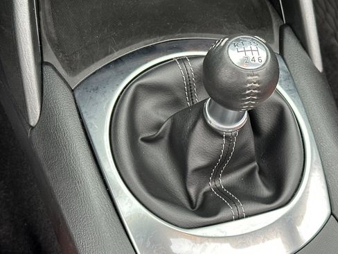 Used 2022 MAZDA MX-5 Miata Grand Touring w/ Weather Package image 22