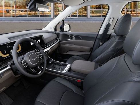 New 2026 Kia Carnival image 17