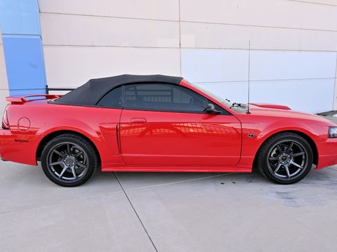 Used 2002 Ford Mustang GT Premium image 12