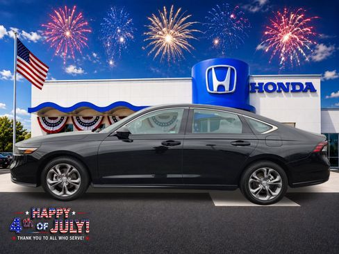 Used 2024 Honda Accord EX image 3