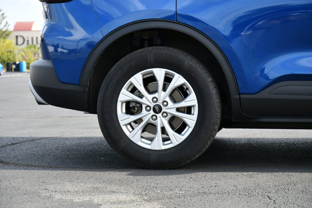 Used 2023 Ford Escape Active AWD/4WD image 10