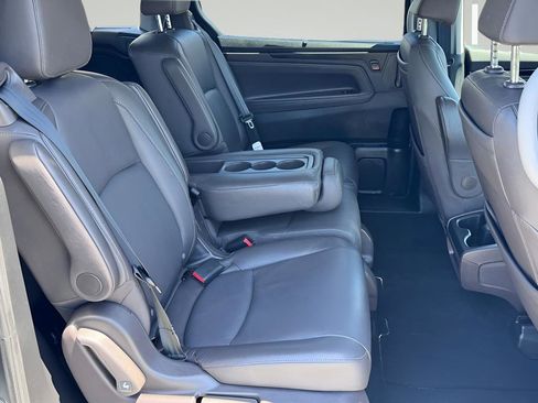 Used 2023 Honda Odyssey Touring image 31