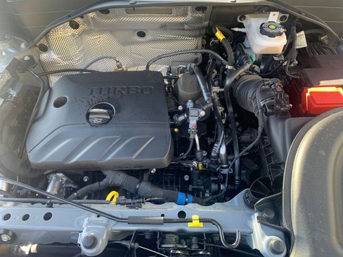 Used 2025 Chevrolet TrailBlazer LT image 30