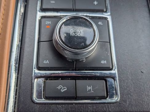 Used 2023 Ford Expedition Max Platinum AWD/4WD image 25