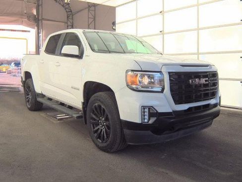 Used 2022 GMC Canyon Elevation w/ Trailering Package AWD/4WD image 3