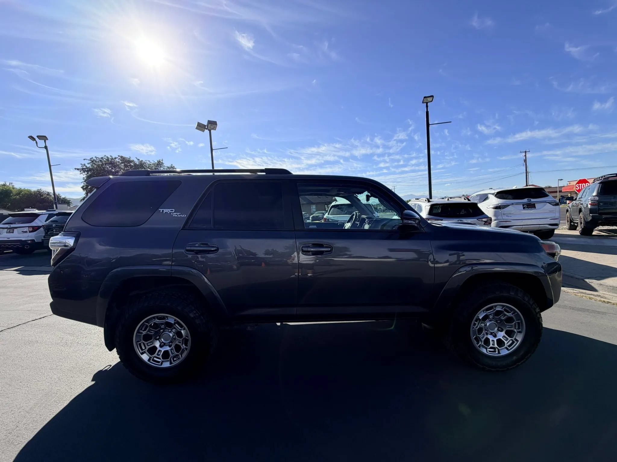 Used 2020 Toyota 4Runner TRD Off-Road Premium w/ Moonroof Package AWD/4WD image 3