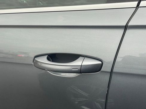 Used 2020 Volkswagen Passat 2.0T SEL image 31