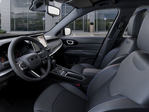 New 2026 Jeep Compass Latitude AWD/4WD image 23