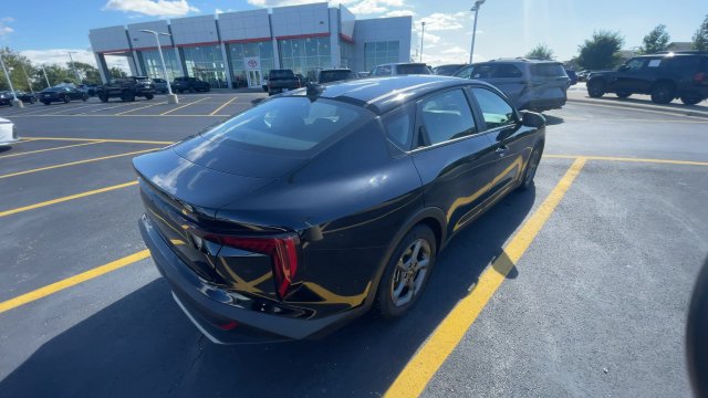 Used 2025 Kia K4 FWD image 2