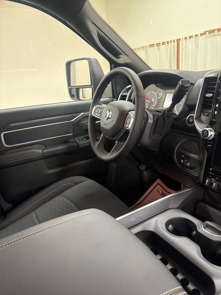 New 2026 RAM 2500 Big Horn AWD/4WD image 25
