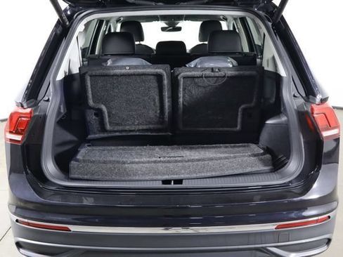 Used 2023 Volkswagen Tiguan SE FWD image 21