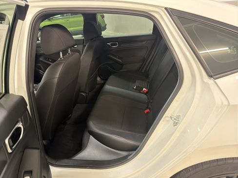 Used 2025 Honda Civic Sport image 11