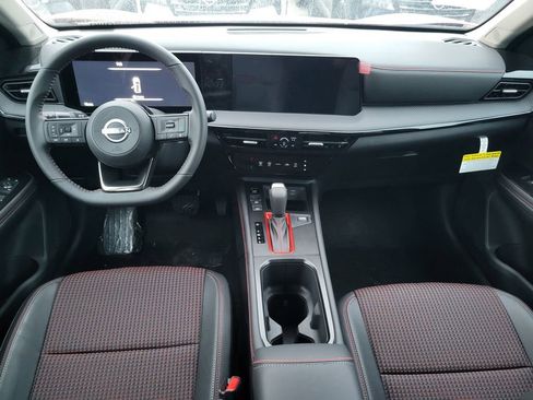 New 2026 Nissan Kicks SR FWD image 6