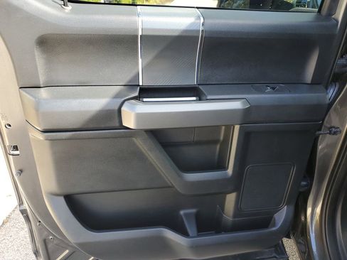 Used 2018 Ford F150 XLT w/ Equipment Group 302A Luxury image 17