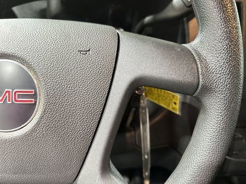 Used 2024 GMC Savana 2500 w/ Driver Convenience Package image 30