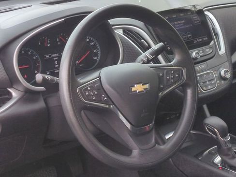 Used 2024 Chevrolet Malibu LT image 31