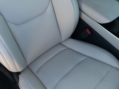 Used 2026 Genesis GV70 2.5T image 51