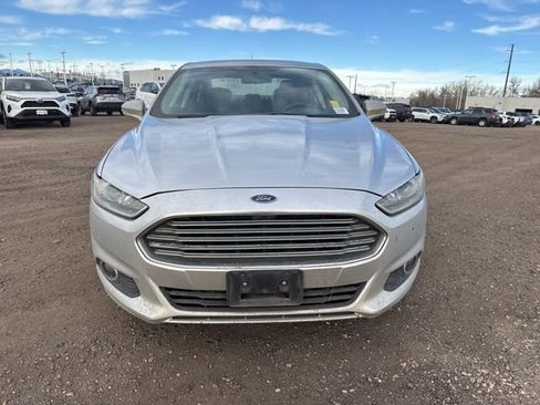 Used 2014 Ford Fusion SE w/ Equipment Group 201A image 9