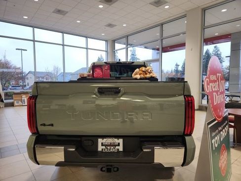 New 2024 Toyota Tundra SR5 image 28