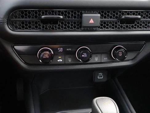 Certified 2024 Honda HR-V LX image 21