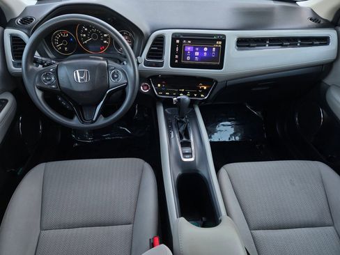 Used 2017 Honda HR-V EX image 13