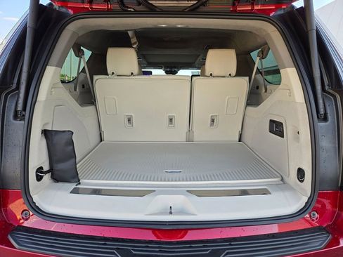 New 2026 Cadillac Escalade ESV Platinum Sport w/ LPO, ONYX Package image 34