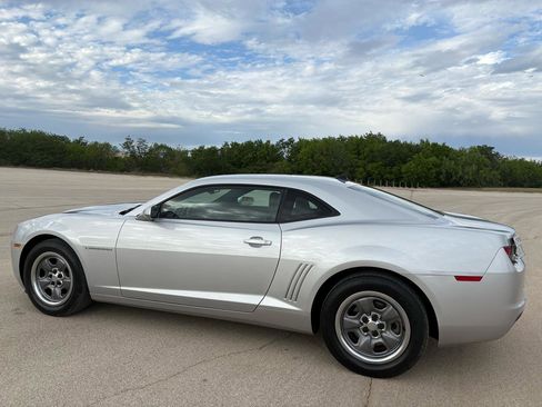 Used 2010 Chevrolet Camaro LS image 48