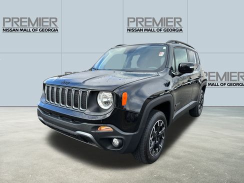 Used 2023 Jeep Renegade Latitude image 1