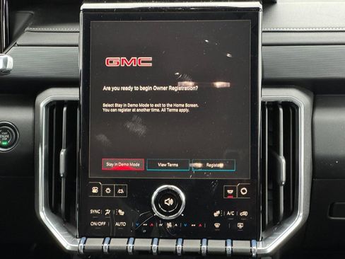 New 2026 GMC Acadia Elevation image 14