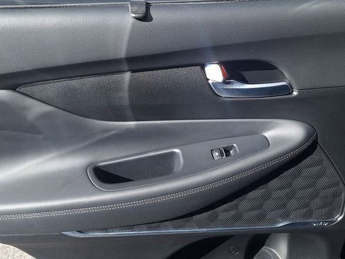 Used 2019 Hyundai Santa Fe Limited AWD/4WD image 12