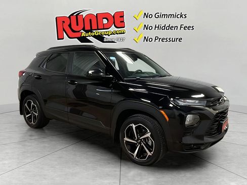 Used 2023 Chevrolet TrailBlazer RS w/ Sun and Liftgate Package image 8